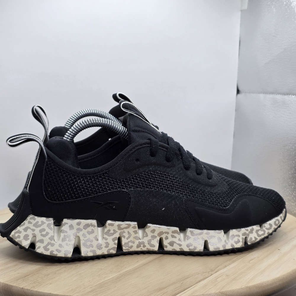 Women's Size 8.5 - Reebok Zig Dynamica GV8806 Black Print Casual Shoes‎ Sneakers - Picture 3 of 9